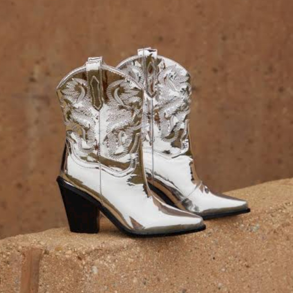 Billini Sergio Silver Chrome Pointed-Toe Western Boots